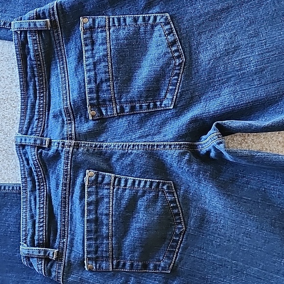 CAbi Denim - CAbi Slim Straight Leg Jean Size 8, Like New